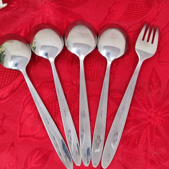 5X WMF CROMARGAN Korea 18/10 Stainless Flatware 4 Table Soup Spoons Dinner Fork - Picture 11 of 13